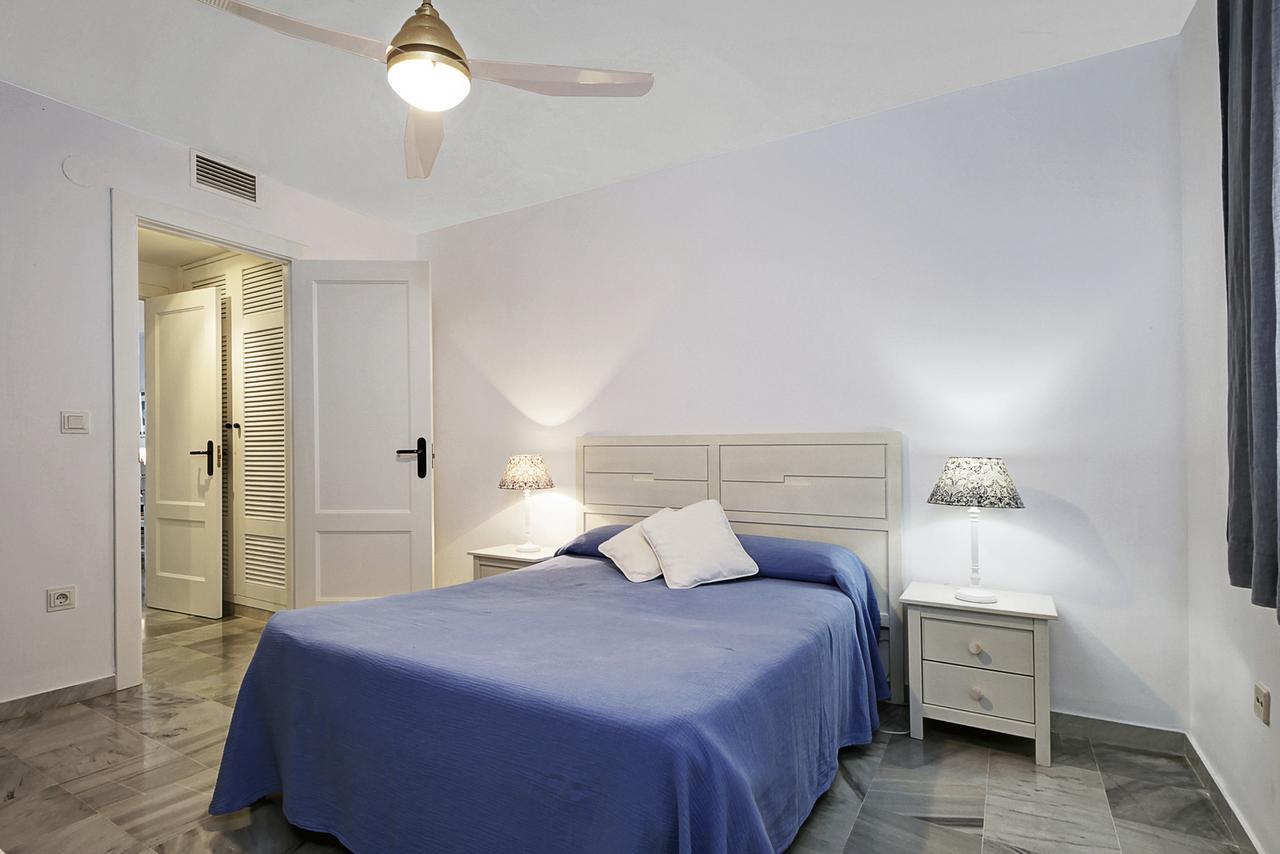 Marina Playa Apartment La Herradura  Bagian luar foto